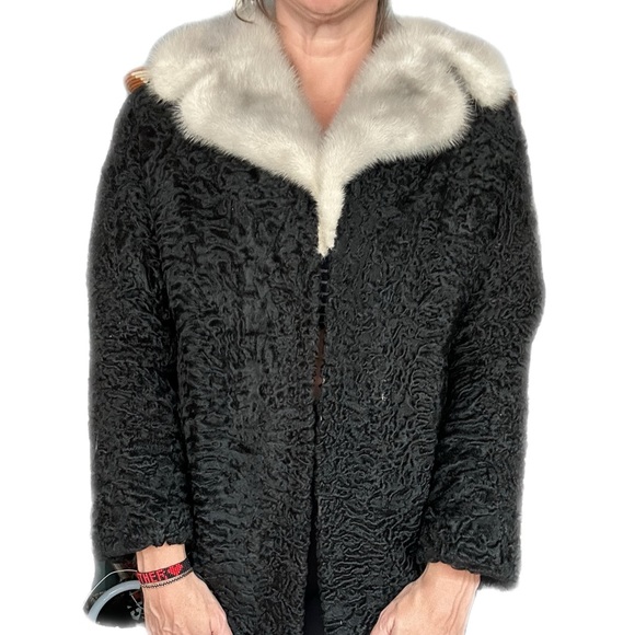 Vintage Curly Lamb and Mink Jacket - Picture 4 of 9